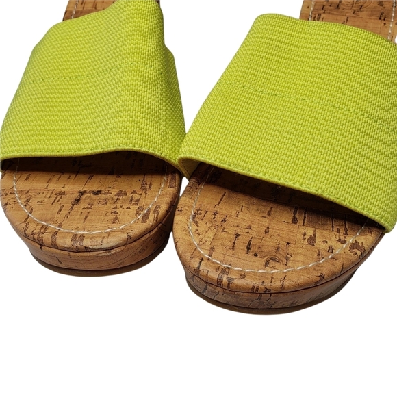 Urban Outfitters | Lime Green Slip On Open Toe Cork Wedge Sandals Women's 6 - Picture 2 of 10